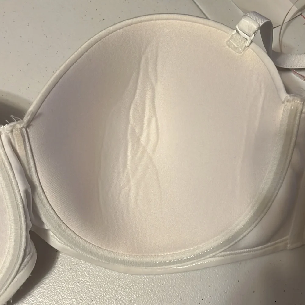 Vanity Fair strapless underwire bra,(new)size 40D
